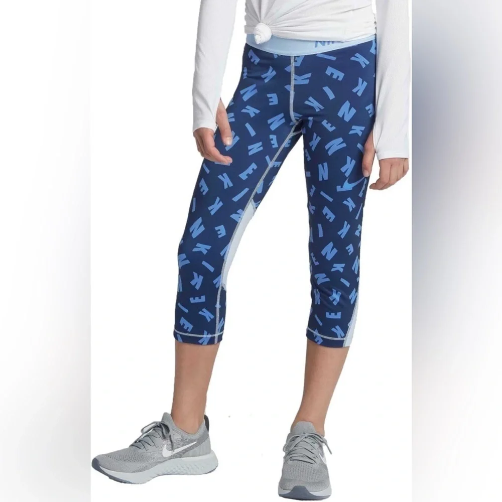 Nike Pro Dri-FIT Toss Print Wordmark Capri Crop Leggings Binary Blue Girl’s XL